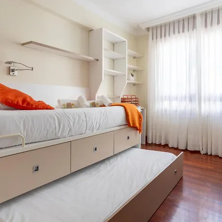 Lameragane, En El Centro Historico Junto Al Parque Appartamento